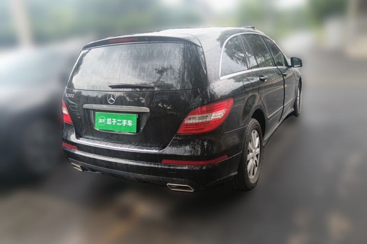 Used Mercedes-Benz R-Class 2011 R 300 L Business Model Rear Right 45 Deg