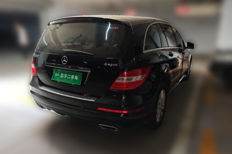 Used Mercedes-Benz R-Class 2011 R 350 L 4MATIC Rear Right 45 Deg