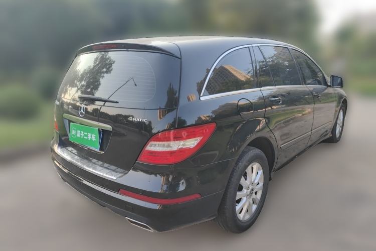 Used Mercedes-Benz R-Class 2011 R 300 L Business Model Rear Right 45 Deg