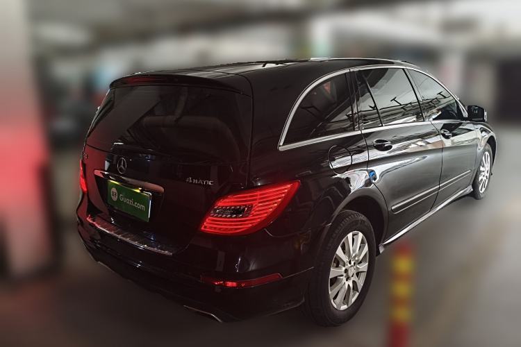 Used Mercedes-Benz R-Class 2011 R 350 L 4MATIC Rear Right 45 Deg