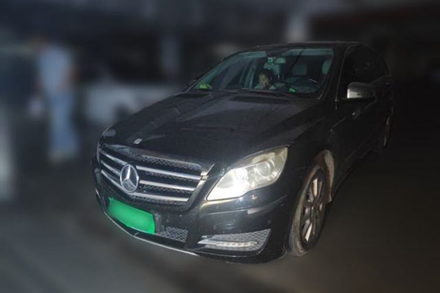 Used Mercedes-Benz R-Class 2011 R 300 L Business Model