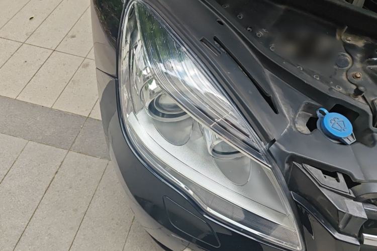 Used Mercedes-Benz R-Class 2011 R 350 L 4MATIC Right Front Headlight