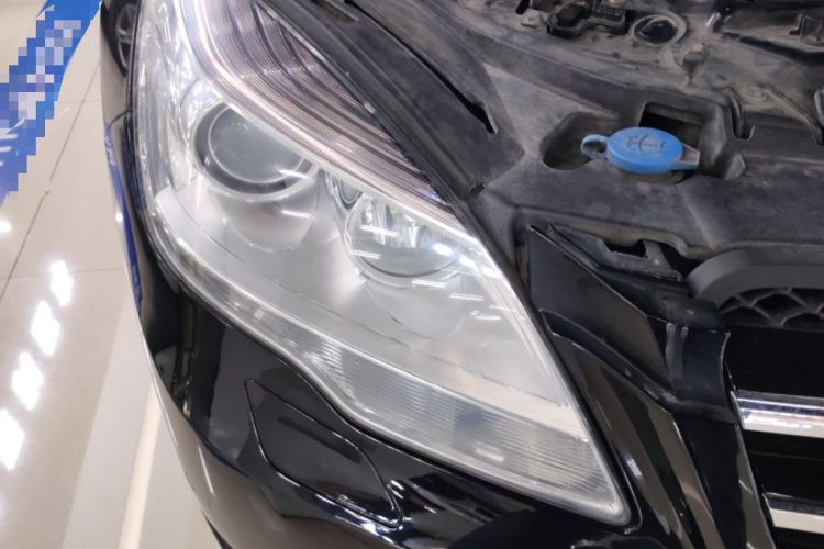 Used Mercedes-Benz R-Class 2011 R 350 L 4MATIC Right Front Headlight
