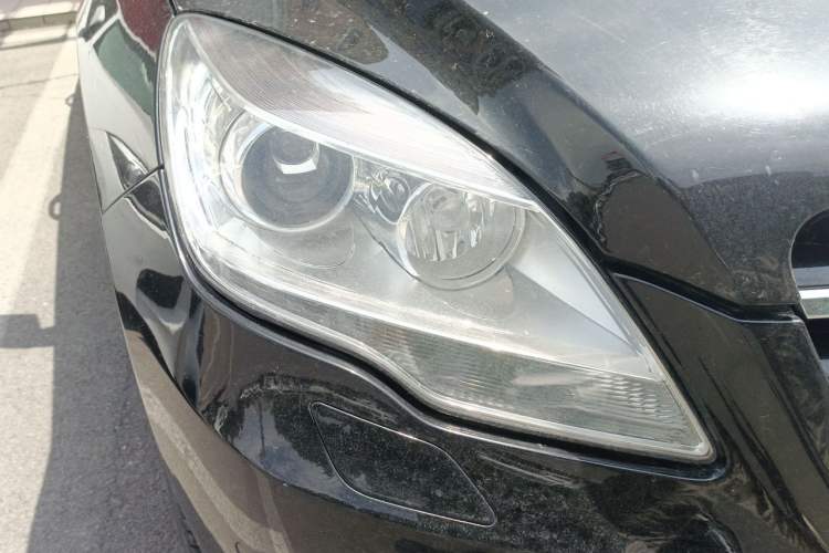 Used Mercedes-Benz R-Class 2011 R 300 L Business Model Right Front Headlight