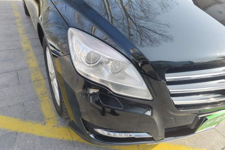 Used Mercedes-Benz R-Class 2011 R 350 L 4MATIC Right Front Headlight