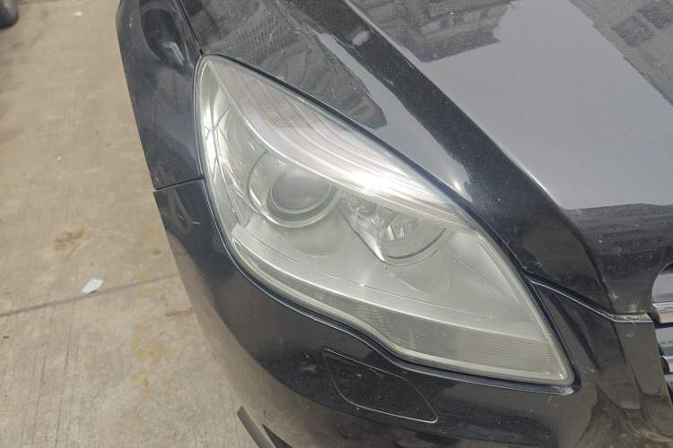 Used Mercedes-Benz R-Class 2011 R 300 L Luxury Model Right Front Headlight