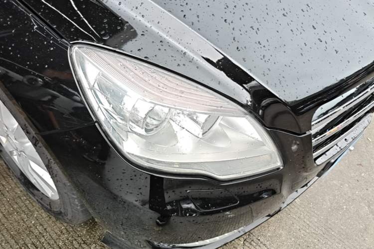 Used Mercedes-Benz R-Class 2011 R 350 L 4MATIC Right Front Headlight