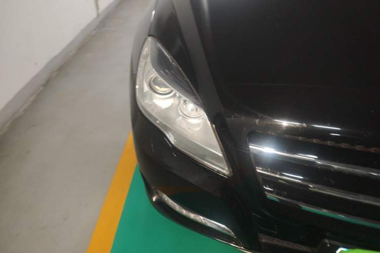 Used Mercedes-Benz R-Class 2011 R 350 L 4MATIC Right Front Headlight