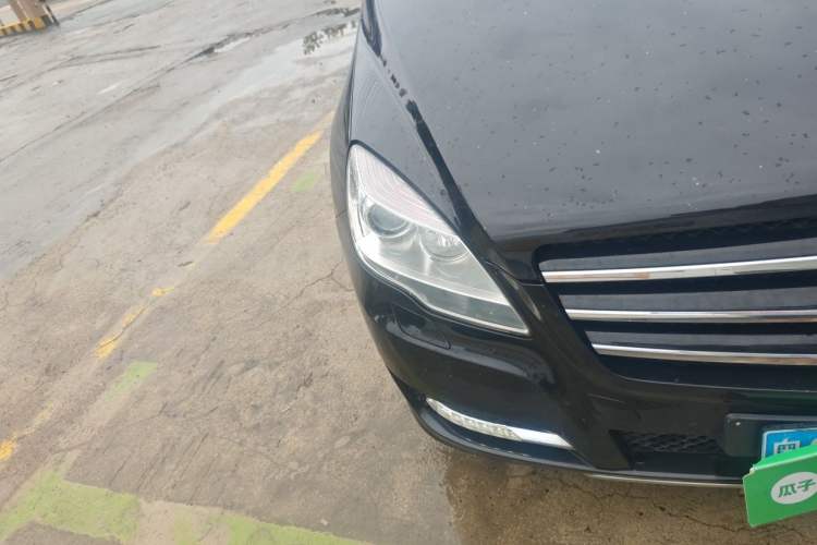 Used Mercedes-Benz R-Class 2011 R 350 L 4MATIC Right Front Headlight