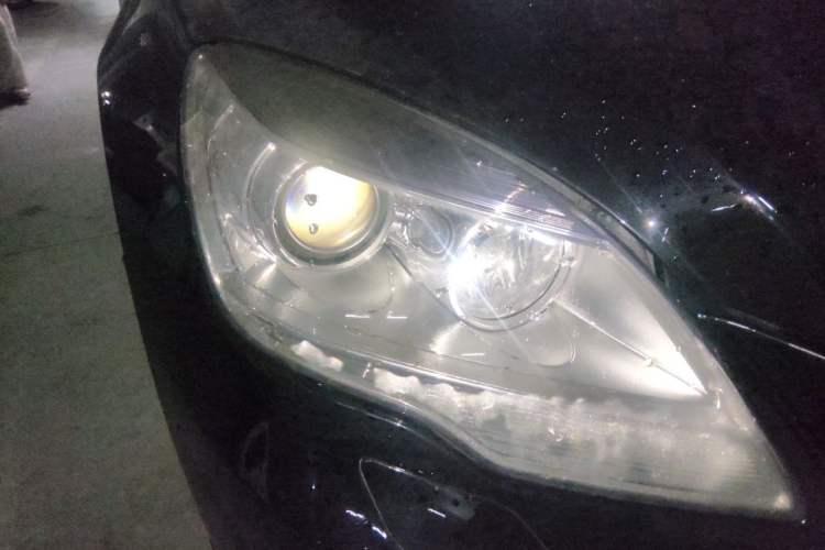 Used Mercedes-Benz R-Class 2011 R 350 L 4MATIC Right Front Headlight