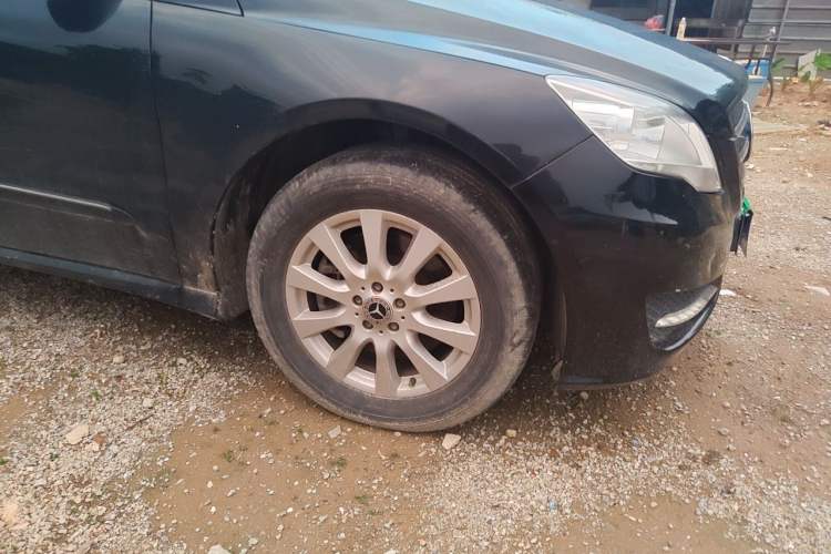 Used Mercedes-Benz R-Class 2011 R 350 L 4MATIC Right Front Wheel Hub