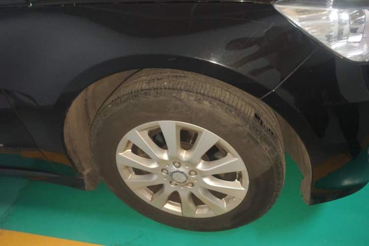 Used Mercedes-Benz R-Class 2011 R 350 L 4MATIC Right Front Wheel Hub