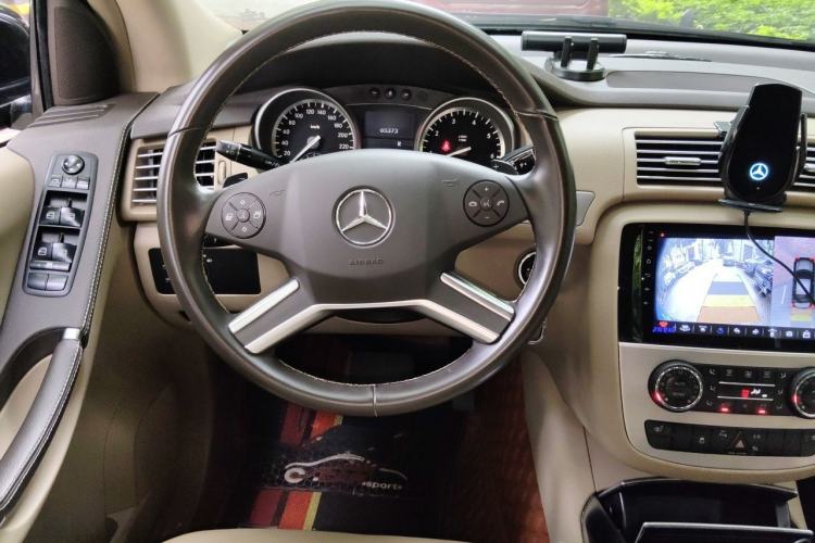 Used Mercedes-Benz R-Class 2011 R 300 L Business Model Steering Wheel