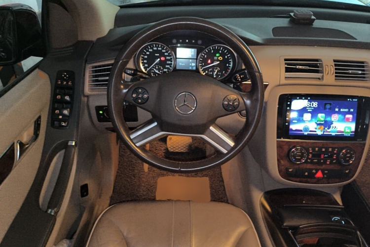 Used Mercedes-Benz R-Class 2011 R 350 L 4MATIC Steering Wheel