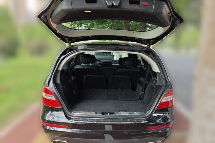 Used Mercedes-Benz R-Class 2011 R 300 L Business Model Trunk
