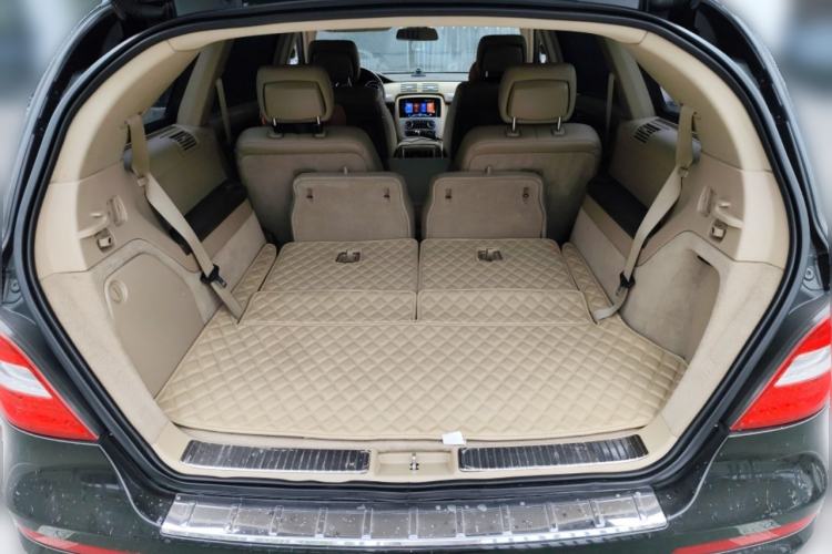 Used Mercedes-Benz R-Class 2011 R 300 L Business Model Trunk