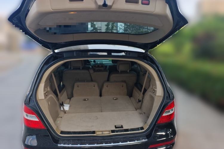 Used Mercedes-Benz R-Class 2011 R 300 L Business Model Trunk