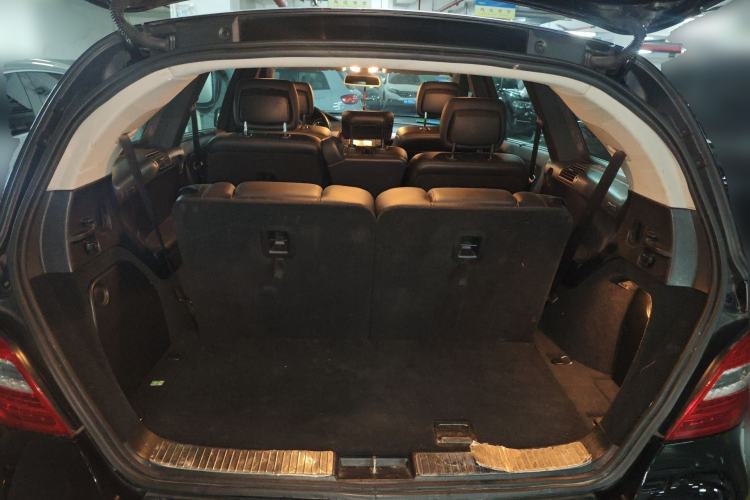 Used Mercedes-Benz R-Class 2011 R 300 L Business Model Trunk