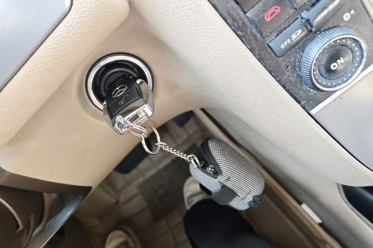 Used Mercedes-Benz R-Class 2011 R 300 L Business Model Vehicle Key