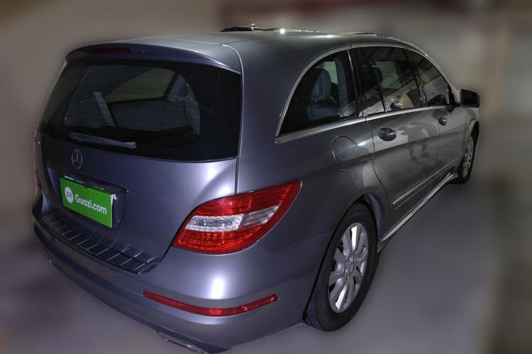 Used Mercedes-Benz R-Class 2011 R 300 L Business Model Rear Right 45 Deg