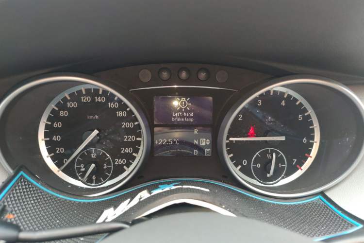 Used Mercedes-Benz R-Class 2011 R 350 L 4MATIC Instrument Cluster
