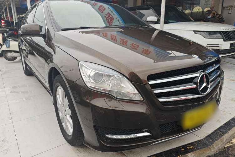 Used Mercedes-Benz R-Class 2011 R 350 L 4MATIC Exterior 2