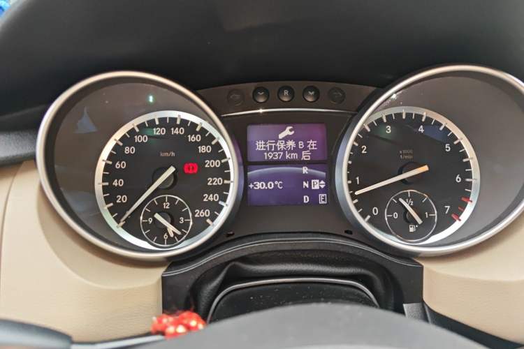 Used Mercedes-Benz R-Class 2011 R 350 L 4MATIC Instrument Cluster