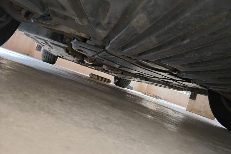 Used Mercedes-Benz R-Class 2011 R 350 L 4MATIC Chassis Front