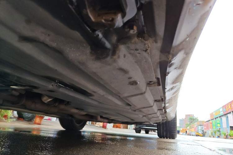 Used Mercedes-Benz R-Class 2011 R 350 L 4MATIC Chassis Front Left