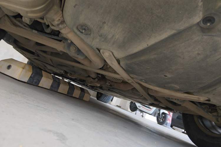 Used Mercedes-Benz R-Class 2011 R 350 L 4MATIC Chassis Rear