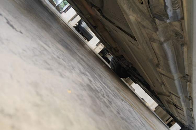 Used Mercedes-Benz R-Class 2011 R 350 L 4MATIC Chassis Rear Right