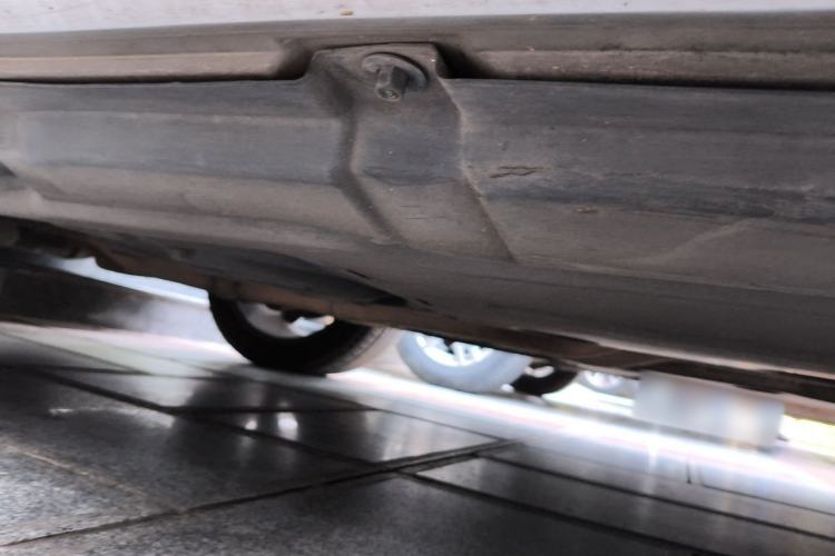 Used Mercedes-Benz R-Class 2011 R 300 L Business Model Chassis Rear Right