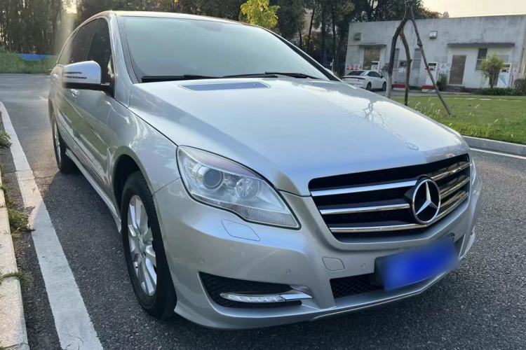 Used Mercedes-Benz R-Class 2011 R 350 L 4MATIC Exterior 2