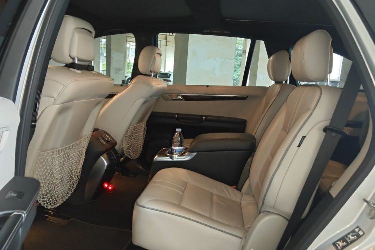 Used Mercedes-Benz R-Class 2011 R 350 L 4MATIC Left Rear Seat