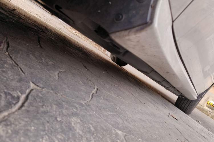 Used Mercedes-Benz R-Class 2011 R 300 L Business Model Chassis Front Left