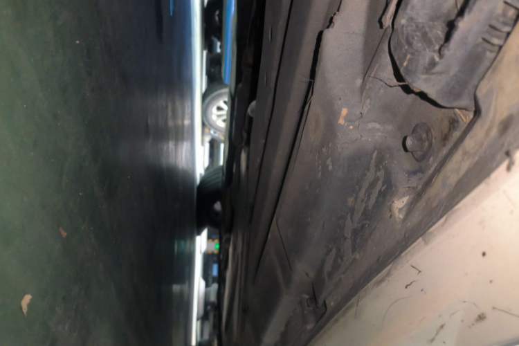 Used Mercedes-Benz R-Class 2011 R 350 L 4MATIC Chassis Front Left