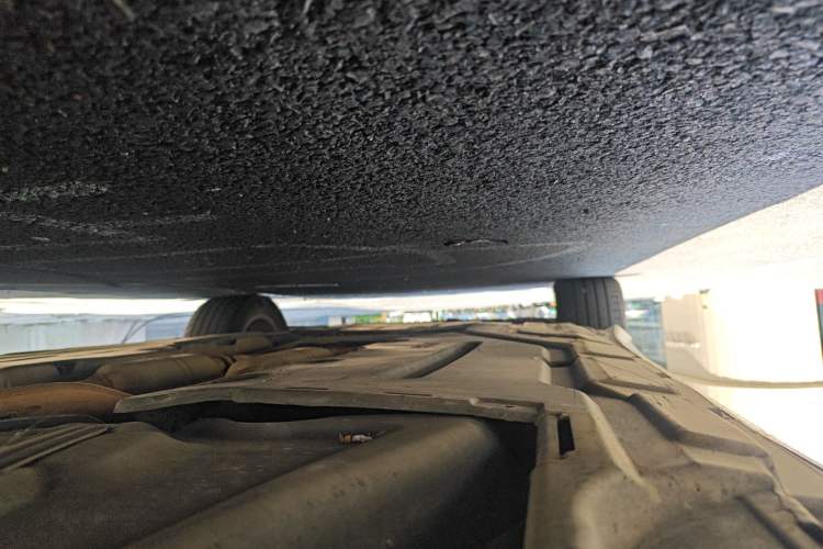 Used Mercedes-Benz R-Class 2011 R 300 L Business Model Chassis Rear Left