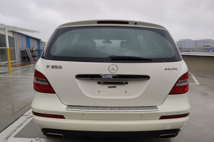 Used Mercedes-Benz R-Class 2011 R 350 L 4MATIC Exterior 4