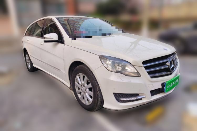 Used Mercedes-Benz R-Class 2011 R 300 L Business Model Front Right 45 Deg