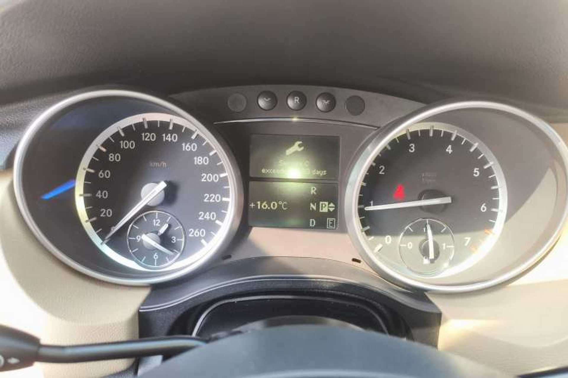 Used Mercedes-Benz R-Class 2011 R 350 L 4MATIC Instrument Cluster