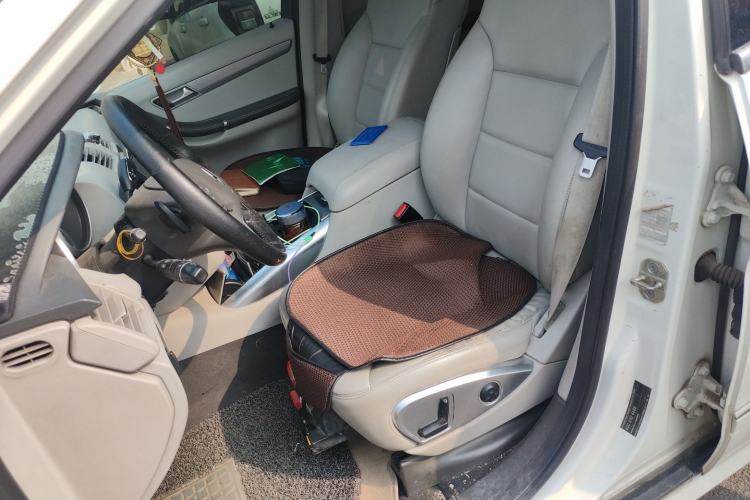 Used Mercedes-Benz R-Class 2011 R 300 L Business Model Left Front Seat