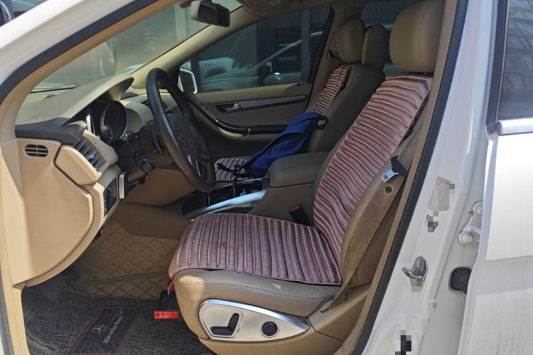 Used Mercedes-Benz R-Class 2011 R 300 L Business Model Left Front Seat