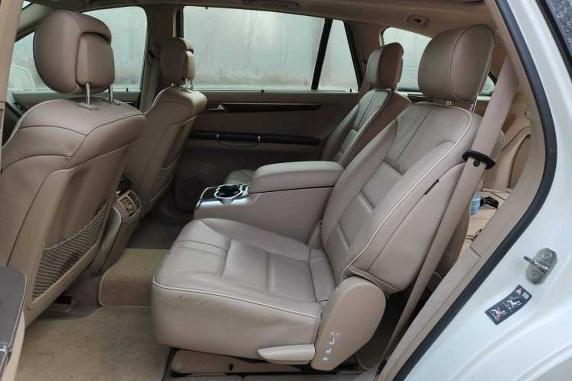 Used Mercedes-Benz R-Class 2011 R 350 L 4MATIC Left Rear Seat