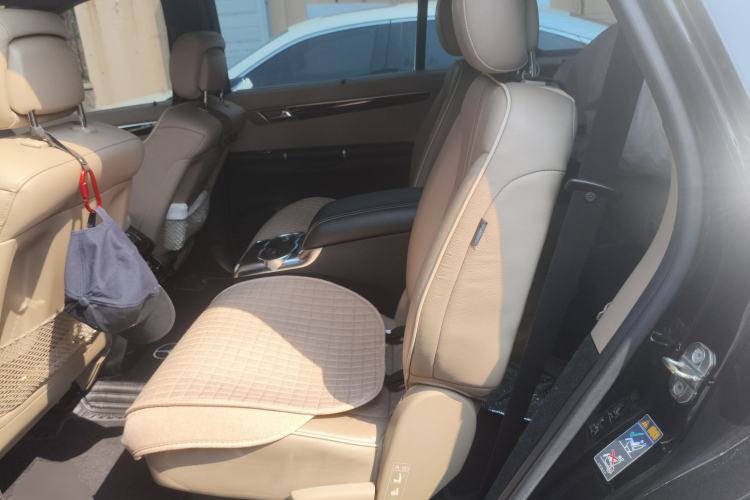 Used Mercedes-Benz R-Class 2011 R 350 L 4MATIC Left Rear Seat