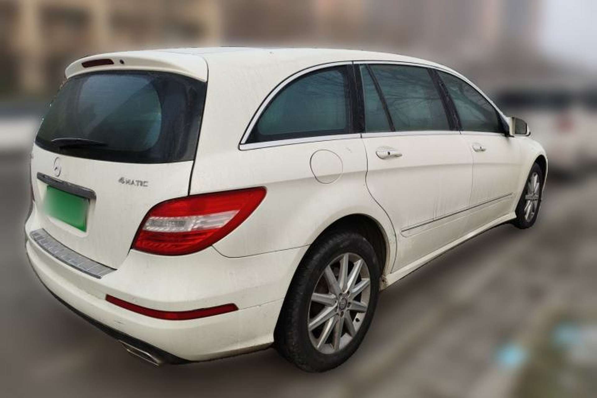 Used Mercedes-Benz R-Class 2011 R 350 L 4MATIC Rear Right 45 Deg