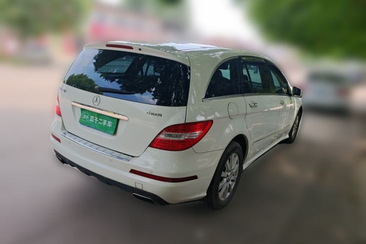 Used Mercedes-Benz R-Class 2011 R 350 L 4MATIC Rear Right 45 Deg