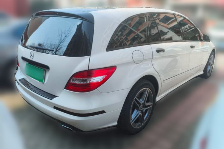 Used Mercedes-Benz R-Class 2011 R 350 L 4MATIC Rear Right 45 Deg