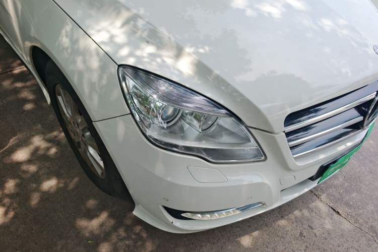 Used Mercedes-Benz R-Class 2011 R 350 L 4MATIC Right Front Headlight