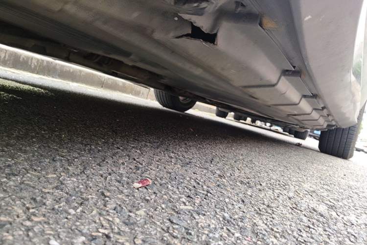 Used Mercedes-Benz R-Class  Chassis Front Left