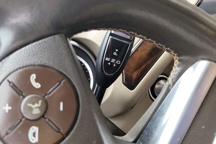 Used Mercedes-Benz R-Class  Gear Lever